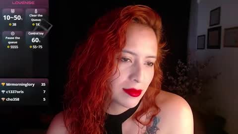 Snapshot of sahra_tayl0r_ chatting on 02/05/25, 03:20 SARA online show from 02/05/25, 03:20