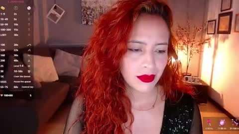 Snapshot of sahra_tayl0r_ chatting on 03/07/25, 02:56 SARA online show from 03/07/25, 02:56