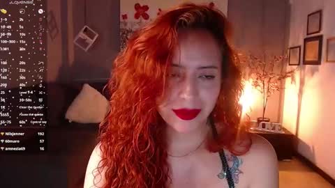 Snapshot of sahra_tayl0r_ chatting on 03/11/25, 08:53 SARA online show from 03/11/25, 08:53