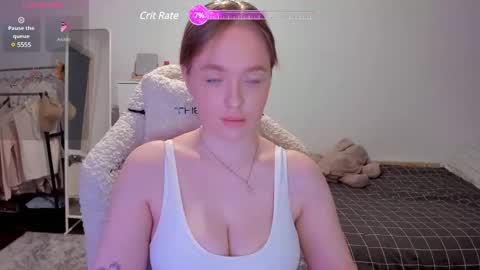 Snapshot of saiiilormoon chatting on 12/20/24, 05:40 You can call me Lo if someone writes to me in the pm without paying an instant BAN online show from 12/20/24, 05:40