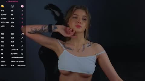 Snapshot of saillise chatting on 02/10/26, 03:27 Sofia online show from 02/10/26, 03:27