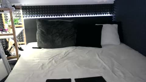 Snapshot of sailormoon40 chatting on 02/27/26, 06:02 sailormoon40 online show from 02/27/26, 06:02