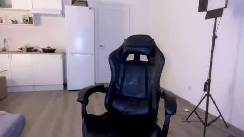 Sofia online show from 03/09/25, 09:25