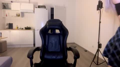 Sofia online show from 03/10/25, 11:06