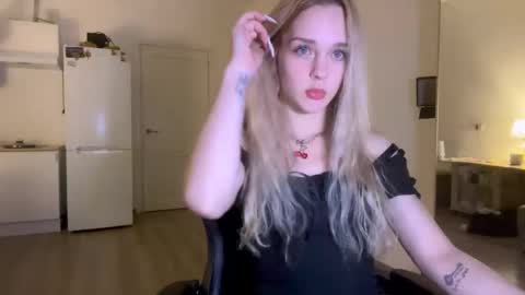 Sofia online show from 11/22/25, 11:15