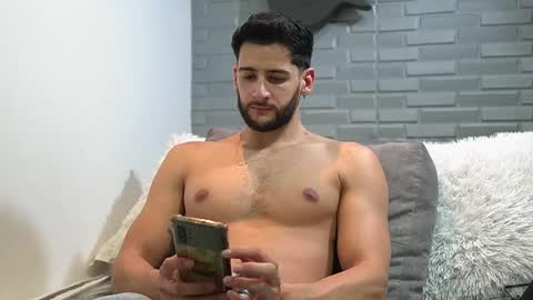 saimon  online show from 02/19/25, 09:25