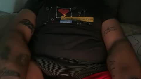 Snapshot of saimonpongoo chatting on 12/17/25, 07:25 saimonpongoo online show from 12/17/25, 07:25