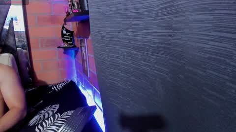 sainix_ online show from 01/10/25, 02:25