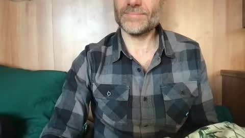 Snapshot of saint009 chatting on 02/27/25, 11:31 saint009 online show from 02/27/25, 11:31