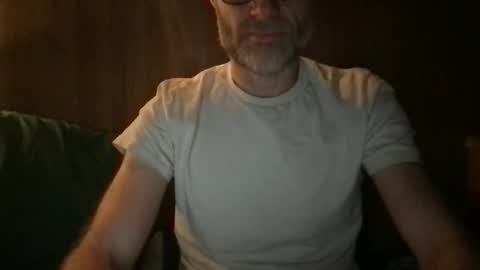 Snapshot of saint009 chatting on 04/29/26, 08:48 saint009 online show from 04/29/26, 08:48