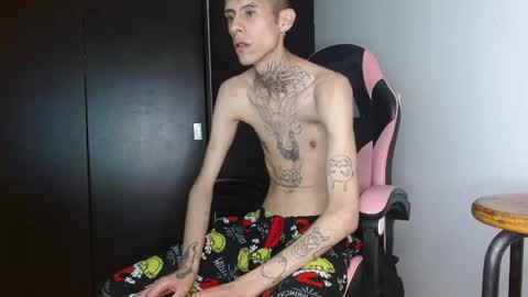 saint boy online show from 10/04/25, 10:46