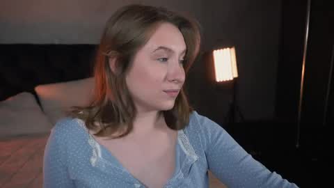 Snapshot of saint_trisha chatting on 05/12/26, 08:28 Trisha online show from 05/12/26, 08:28