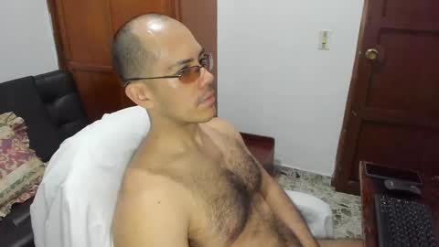 Snapshot of saintedy01 chatting on 12/17/24, 01:38 saintedy01 online show from 12/17/24, 01:38