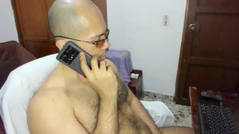 Snapshot of saintedy01 chatting on 02/10/25, 12:39 saintedy01 online show from 02/10/25, 12:39