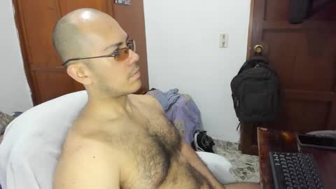 Snapshot of saintedy01 chatting on 10/08/25, 12:14 saintedy01 online show from 10/08/25, 12:14