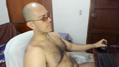 Snapshot of saintedy01 chatting on 10/11/25, 03:32 saintedy01 online show from 10/11/25, 03:32