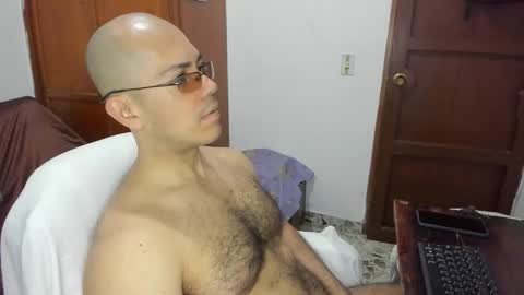 Snapshot of saintedy01 chatting on 11/06/25, 01:01 saintedy01 online show from 11/06/25, 01:01