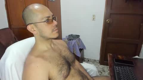 Snapshot of saintedy01 chatting on 11/21/25, 11:53 saintedy01 online show from 11/21/25, 11:53