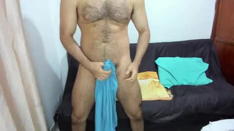 Snapshot of saintedy01 chatting on 04/01/26, 12:39 saintedy01 online show from 04/01/26, 12:39