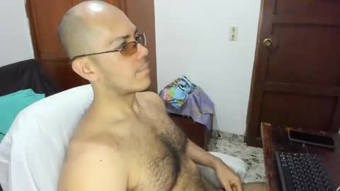 Snapshot of saintedy01 chatting on 04/01/26, 01:41 saintedy01 online show from 04/01/26, 01:41