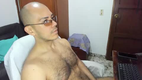 Snapshot of saintedy01 chatting on 04/29/26, 02:10 saintedy01 online show from 04/29/26, 02:10