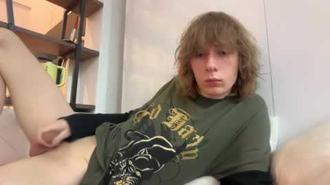 Snapshot of saintfawn chatting on 04/14/26, 04:46 saintfawn online show from 04/14/26, 04:46