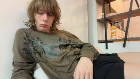 Snapshot of saintfawn chatting on 04/21/26, 12:12 saintfawn online show from 04/21/26, 12:12