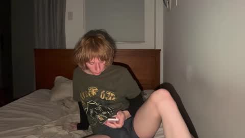 Snapshot of saintfawn chatting on 06/30/26, 02:51 saintfawn online show from 06/30/26, 02:51