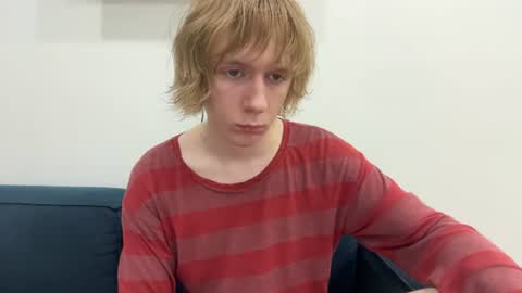 Snapshot of saintfawn chatting on 07/19/26, 03:49 saintfawn online show from 07/19/26, 03:49