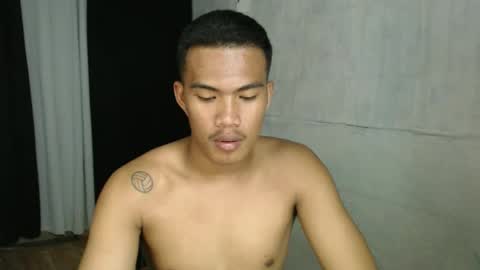 Taylor online show from 10/17/25, 07:49