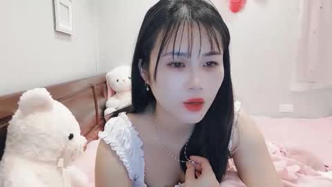 Snapshot of saki8386 chatting on 12/15/25, 03:27 saki8386 online show from 12/15/25, 03:27