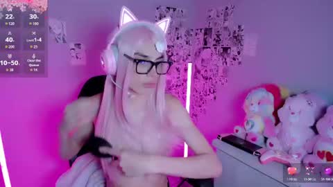 Snapshot of sakura_kitty_ chatting on 06/17/26, 05:32 Kitty online show from 06/17/26, 05:32