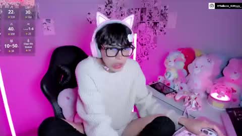 Kitty     online show from 06/22/26, 06:32
