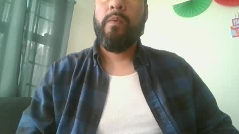 Snapshot of sal_cumplaciente chatting on 01/16/25, 11:06 sal cumplaciente online show from 01/16/25, 11:06