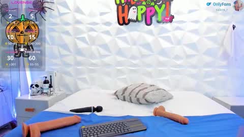 salem_rose01 online show from 10/23/25, 02:00