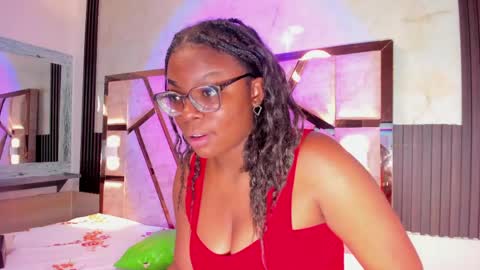 Snapshot of salem_rosee chatting on 04/24/26, 01:41 salem_rosee online show from 04/24/26, 01:41