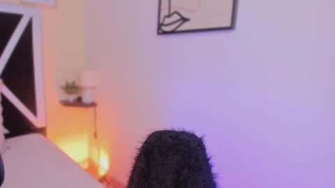 Salem online show from 11/11/25, 11:32