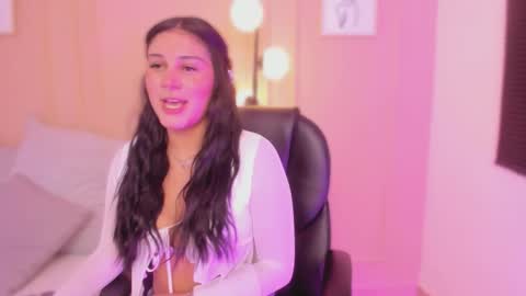 Snapshot of salem_sp chatting on 02/11/26, 11:37 Salem online show from 02/11/26, 11:37