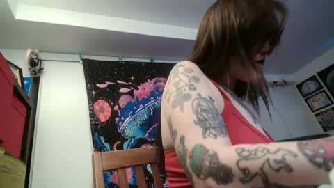 Snapshot of salemsslut chatting on 02/20/25, 02:24 salemsslut online show from 02/20/25, 02:24