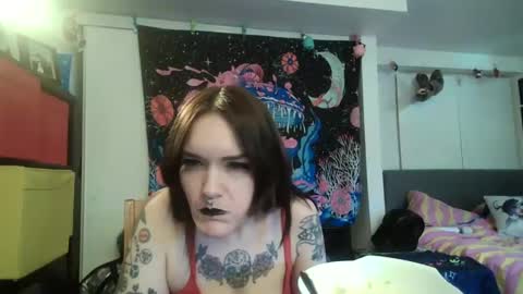 Snapshot of salemsslut chatting on 02/20/25, 05:29 salemsslut online show from 02/20/25, 05:29