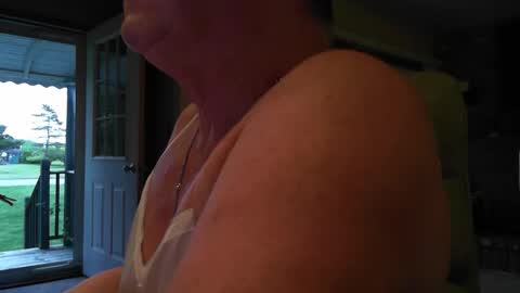 sally______ online show from 06/10/26, 12:33