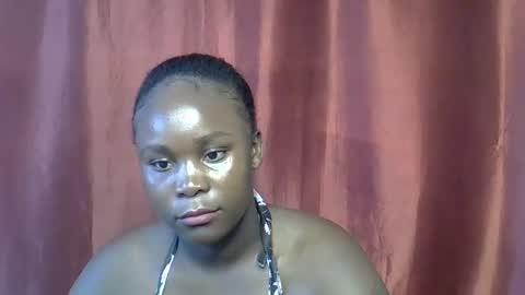 sally_bee1 online show from 05/01/26, 08:19