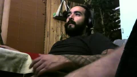 Snapshot of sally_o491 chatting on 12/24/24, 09:28 BubbleSol online show from 12/24/24, 09:28