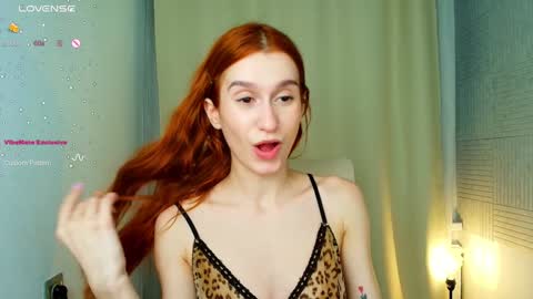 Snapshot of sallybiscuit chatting on 02/06/25, 07:51 Sally online show from 02/06/25, 07:51