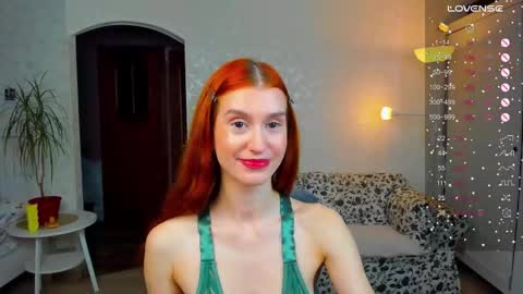 Snapshot of sallybiscuit chatting on 10/01/25, 12:33 Sally online show from 10/01/25, 12:33