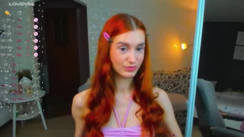 Snapshot of sallybiscuit chatting on 11/18/25, 10:31 Sally online show from 11/18/25, 10:31