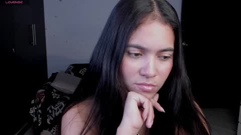 Snapshot of sallye__ chatting on 11/08/25, 03:18 Sallye online show from 11/08/25, 03:18