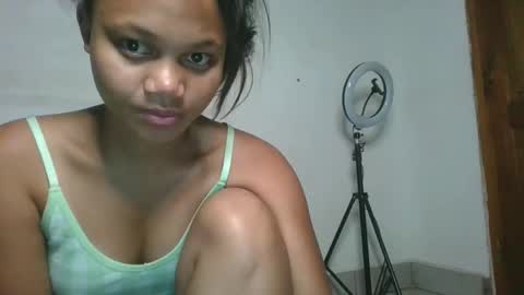 Snapshot of sallywett chatting on 05/24/26, 02:27 SallyWett online show from 05/24/26, 02:27