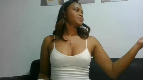 Snapshot of sallywett chatting on 06/13/26, 06:39 SallyWett online show from 06/13/26, 06:39
