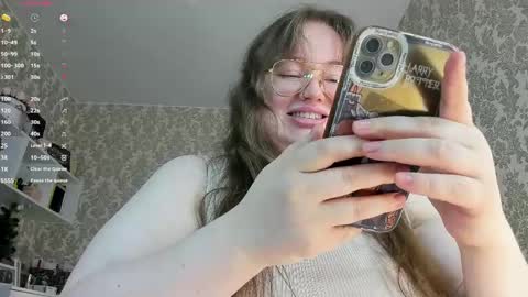 Snapshot of salma_queen chatting on 05/10/26, 09:20 SalmaRoth online show from 05/10/26, 09:20